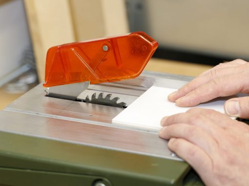 Acrylglas und PLEXIGLAS ® schneiden an der Tischkreissäge