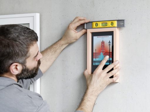 Bilder aufhängen ohne Bohren: Wir zeigen Dir wie es geht