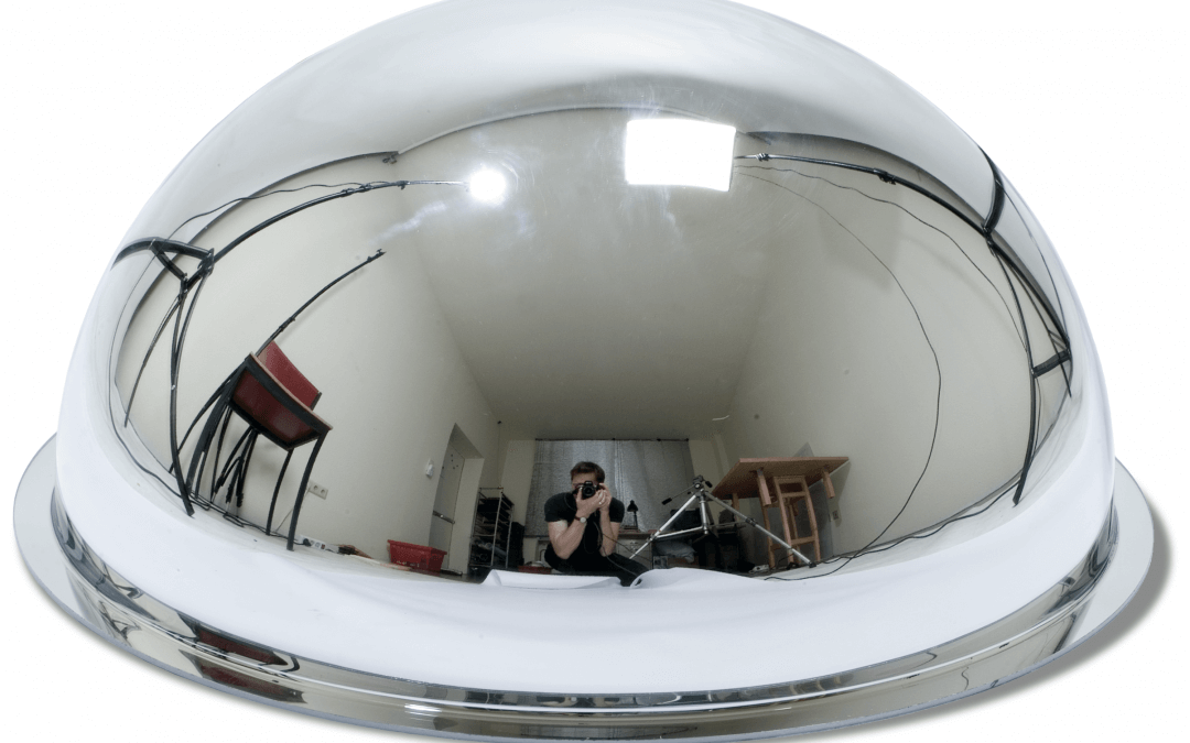 Material des Monats: Spiegelndes