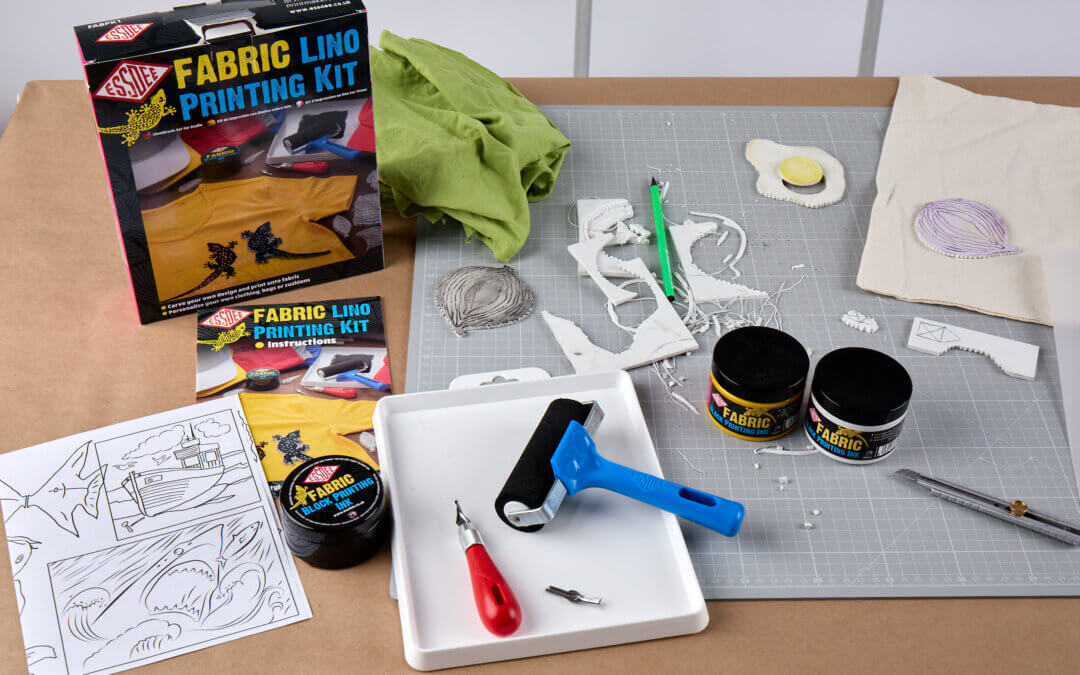 Lino-Druck auf Textilien: Spiegelei auf Schürze